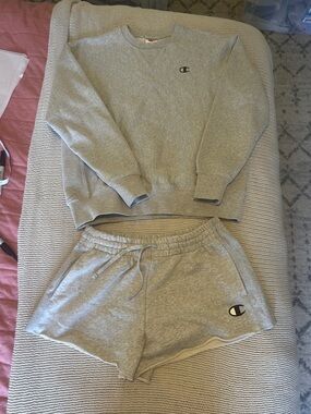 Champion Light Gray Crewneck Sweatshirt and Shorts Set - Worn Once